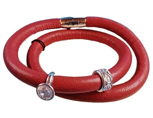 Pulsera de cuero con dije de joyería infinita 7,5" rojo doble - dos dijes de plata 925 - Imagen 1 de 7