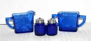Vintage Haselnuss Atlas (?) Kobaltblau Glas Milchkännchen, Zucker, Salz & Pfeffer Shaker - Bild 1 von 8