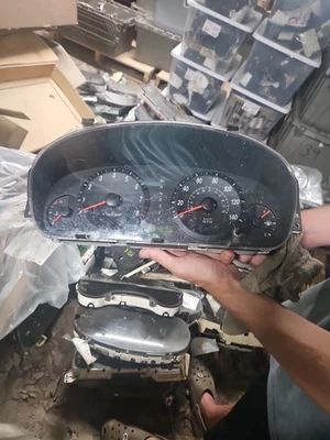 Velocímetro Hyundai Elantra 2004-2006 usado Foto 1 de 4