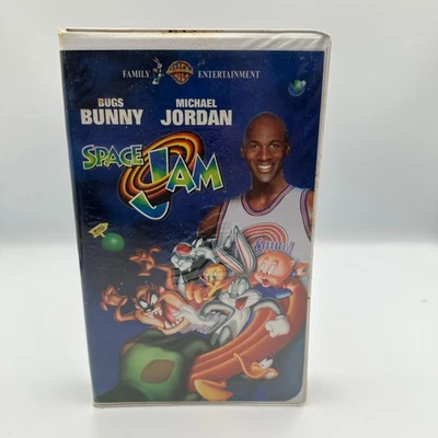 Space Jam 1996 VHS Family Entertainment Michael Jordan Bugs Bunny - Image 1 of 3