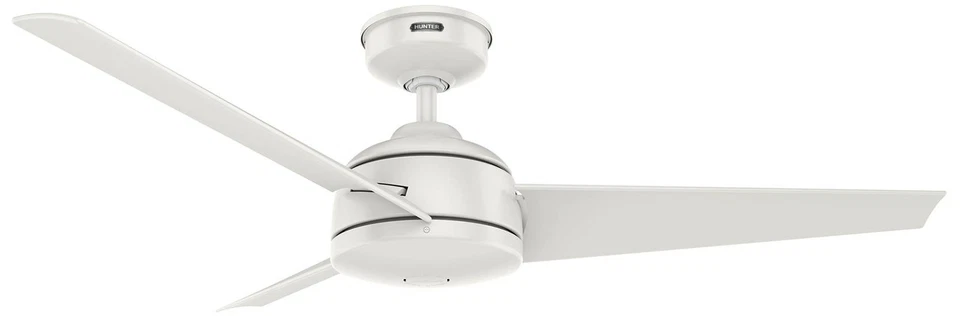 52" Hunter Trimaran Fresh White WeatherMax Fan with Wall Control - Image 1 of 1