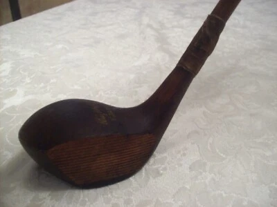 Antiguo eje de madera de nogal americano Wright & Ditson St Andrews. Bonito Foto 1 de 4