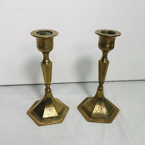 Pair Of Vintage Ornate Brass Hexagon Candles Holder Engraved  5.5 Inches High - Imagen 1 de 12