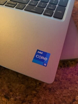 Dell latitude laptop  windows 11 - Image 1 of 4