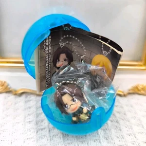 Attack on Titan Hange Zoe Mini Figure Keychain Gachapon Capsule Bandai Japan - Picture 1 of 11