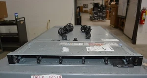 Serveur DELL POWEREDGE R640 10x2,5 2*XEON PLATINUM 8268 8 Go VOIR NOTES - Photo 1/7