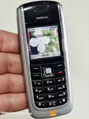 Nokia 6021 Classic (Unlocked) Mobile Phone Excellent Condition With Charger - Image 1 of 4