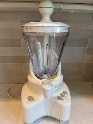 Smoothie Elite Back To Basics Blender 500 Watts Model SE2000 White - Image 1 of 4