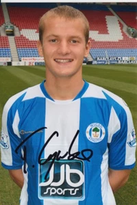 FOTO WIGAN ATLÉTICA FIRMADA A MANO TOMASZ CYWKA 6X4. - Imagen 1 de 1