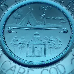 Harwich Town Seal Art Glass Cape Cod Massachusetts decorazione vintage piatto tazza coppia - Foto 1 di 9