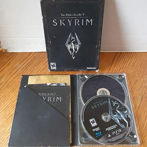 Elder Scrolls V: Skyrim - PS3 Collector's Edition w/ Map and Manual - Picture 1 of 11