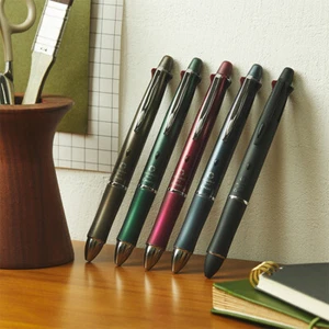 [PILOT] Dr.Grip 4+1 Multi-function Pen 0.5mm 4 Colors Pen + 0.5mm Mechanical Pen - Picture 1 of 13