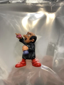 Die Schlümpfe Gargamel mit zwei Gläsern Flasche Schleich - Bild 1 von 3