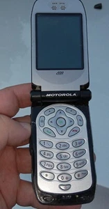 Motorola i series i930 - Silver Nextel Cellular Phone w Base - Picture 1 of 4