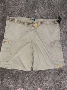 NEU Lee Latzhose Herren Cargo Shorts khaki hellbraun Größe 52 - mit passendem Gürtel! - Bild 1 von 6