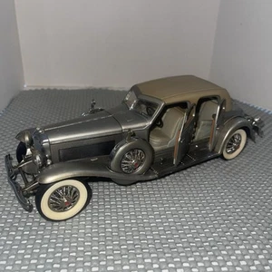 Franklin Mint 1933 Duesenberg SJ Twenty Grand Die Cast Car - 1:24 de colección como se lee - Imagen 1 de 12