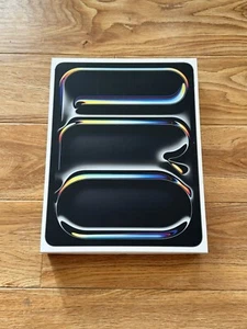 iPad Pro M4 13” 7th Gen, 512GB, WiFi (Brand New/Sealed) + 3YRS AppleCare (2024) - Picture 1 of 3
