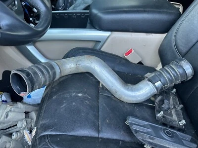 16-19 Nissan Titan XD 5.0L CUMMINS OEM LH DRIVER SIDE INTERCOOLER PIPE - Image 1 of 3
