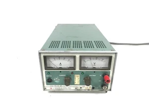 Kikusui Electronics - PAL 35-20 Regulated DC Power Supply - Picture 1 of 3