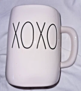 Tazza Rae Dunn ""Xoxo"" 16 once tazza caffè/tè con interni rossi San Valentino - Foto 1 di 3