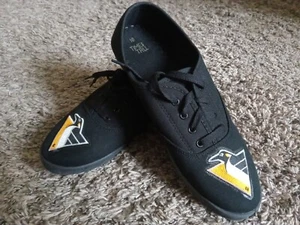 TIME AND TRU PITTSBURGH PENGUINS SHOES BLACK MEN'S SIZE 10 CANVAS NEW NWOT RARE - Picture 1 of 5
