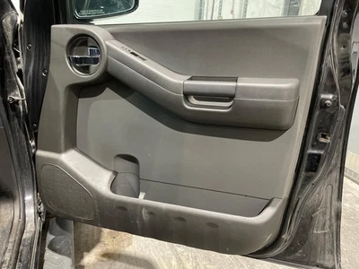 05-14 XTERRA Front Door Trim Panel RHSteel/Graphite-X - Image 1 of 2