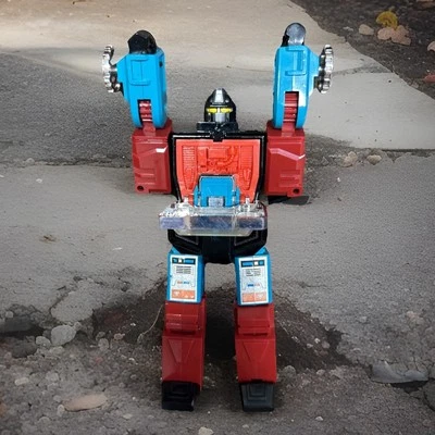 Vintage 1984 Transformers G1 Perceptor Action Figure Takara Hasbro Japan - Image 1 of 4