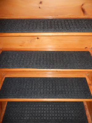 7= Step 7'' x 33'' 100% Rubber Outdoor/ Indoor Stair Treads Non Slip. - Image 1 of 4