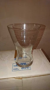 große Glasvase, 19 cm Höhe und 13 cm Durchmesser oben - Bild 1 von 1