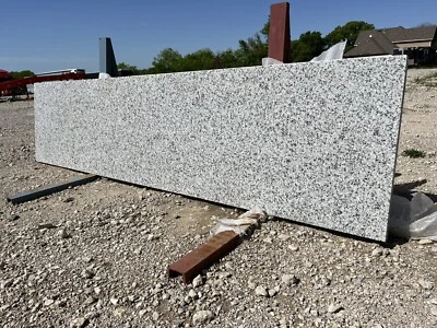 Encimeras, islas y salpicaderos prefabricados de granito. (108”x25,5”x3cm) Foto 1 de 4