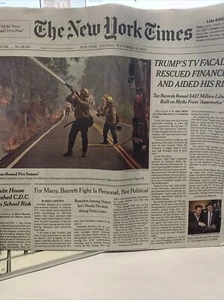 Giornale del New York Times martedì 29, 2020 primo dibattito presidenziale, Trump... - Foto 1 di 12