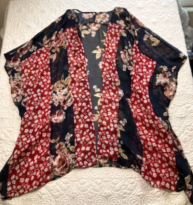 Cato 18/20W Estampado Mixto Transparente Frente Abierto Kimono Top Natación Encubrimiento Plumero Floral Foto 1 de 4