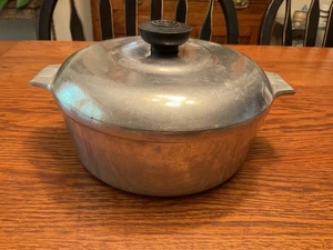 VTG Magnalite USA 2 Quarts 2 Liters Stock Sauce Pot Pan w/Lid Tab Handles USA - Picture 1 of 7