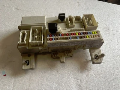 Modulo elettronico centrale Volvo cem 31296881 C30 S40 V50 C70 2008 - 2012 - Immagine 1 di 3