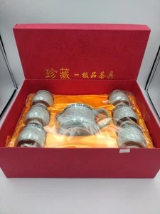 Tokkuri Ochoko Sake Bottle Kutani Ware Ceramic Sake Set, 6 Choko Cups, New - Picture 1 of 3