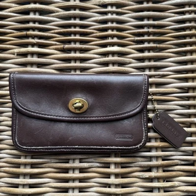 COACH VINTAGE BROWN LEATHER TURNLOCK CLUTCH POUCH 7171 - Image 1 of 4