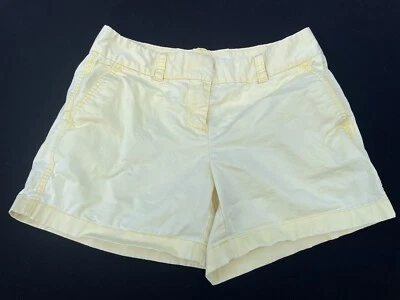 Vineyard Vines Women's Pale Yellow Embroidered Whale Short Size 2 - Image 1 of 4