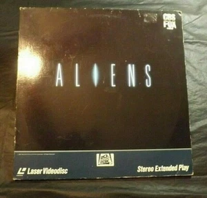 ALIENS VIDEO LASERDISC STEREO EXTENDED PLAY 1987 "R" 2 DISCS 138 MIN - Imagen 1 de 3
