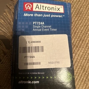 Altronix PT724A Timer, 365 Day 24 Hour 1 Channel, LCD Display, Battery Charger - Picture 1 of 3