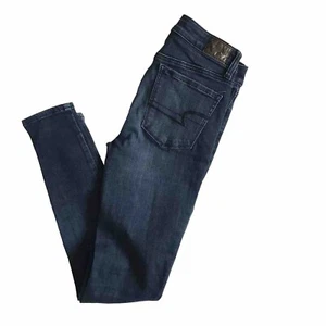 Jegging American Eagle súper elástico tiro alto oscuro para mujer talla 2 regular ¡EXCELENTE ESTADO USADO! - Imagen 1 de 10