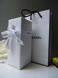 CHANEL Giftwrap No5 Perfumed Talc Body Powder 150g Rare Discontinued Sealed Box - Picture 1 of 8