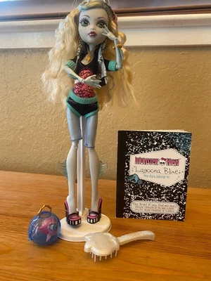 Monster High Creeproduction Lagoona Blue 2022 OOB Mattel Fashion Doll - Image 1 of 4
