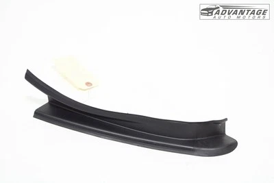 2015-2023 CHRYSLER 300 REAR RIGHT SIDE TAILLIGHT LIGHT LAMP COVER PANEL OEM - Image 1 of 4