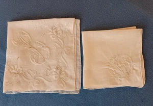 Lot of 2 Vtg Hanky Embroidered Monogram B White Wedding Possibly Madeira - Picture 1 of 6