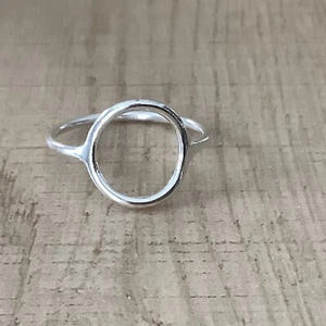 NWOT Sterling Silver Circle Of Life Curved Ring Sz 8.25 - Picture 1 of 7