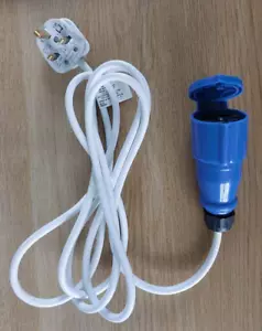 2,5 METER 13 AMP 230V STECKER auf 16 AMP NETZKUPPLUNG Stecker zu Hause Camper Van Wohnmobil - Bild 1 von 2