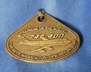 1988 Premiere of the Boeing 737-400 747-400 Renton Washington Metal Keychain - Picture 1 of 3