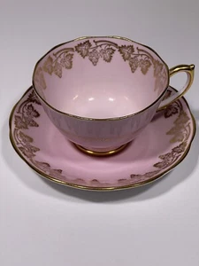 Taza de té y platillo ROSLYN Fine Bone China con adornos de oro rosa y uvas de colección - Imagen 1 de 12