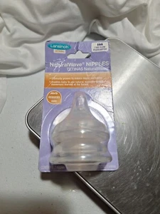 Lansinoh Fast Flow NaturalWave Nipples 2 Count (NEW) BPA free - Picture 1 of 12