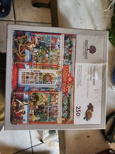 WENTWORTH WOODEN PUZZLES HOLIDAY SHOP 250 PIECES - Picture 1 of 3